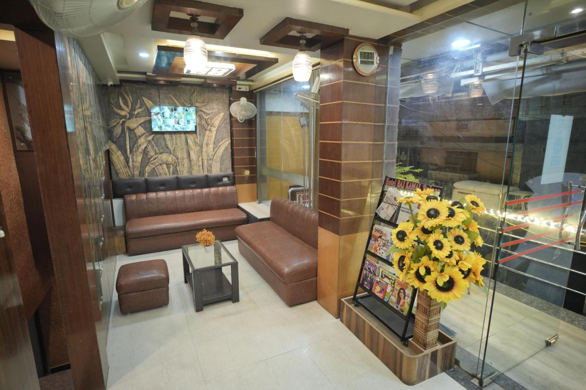 Hotel Rajkamal Near Varanasi Railway Station Dış mekan fotoğraf